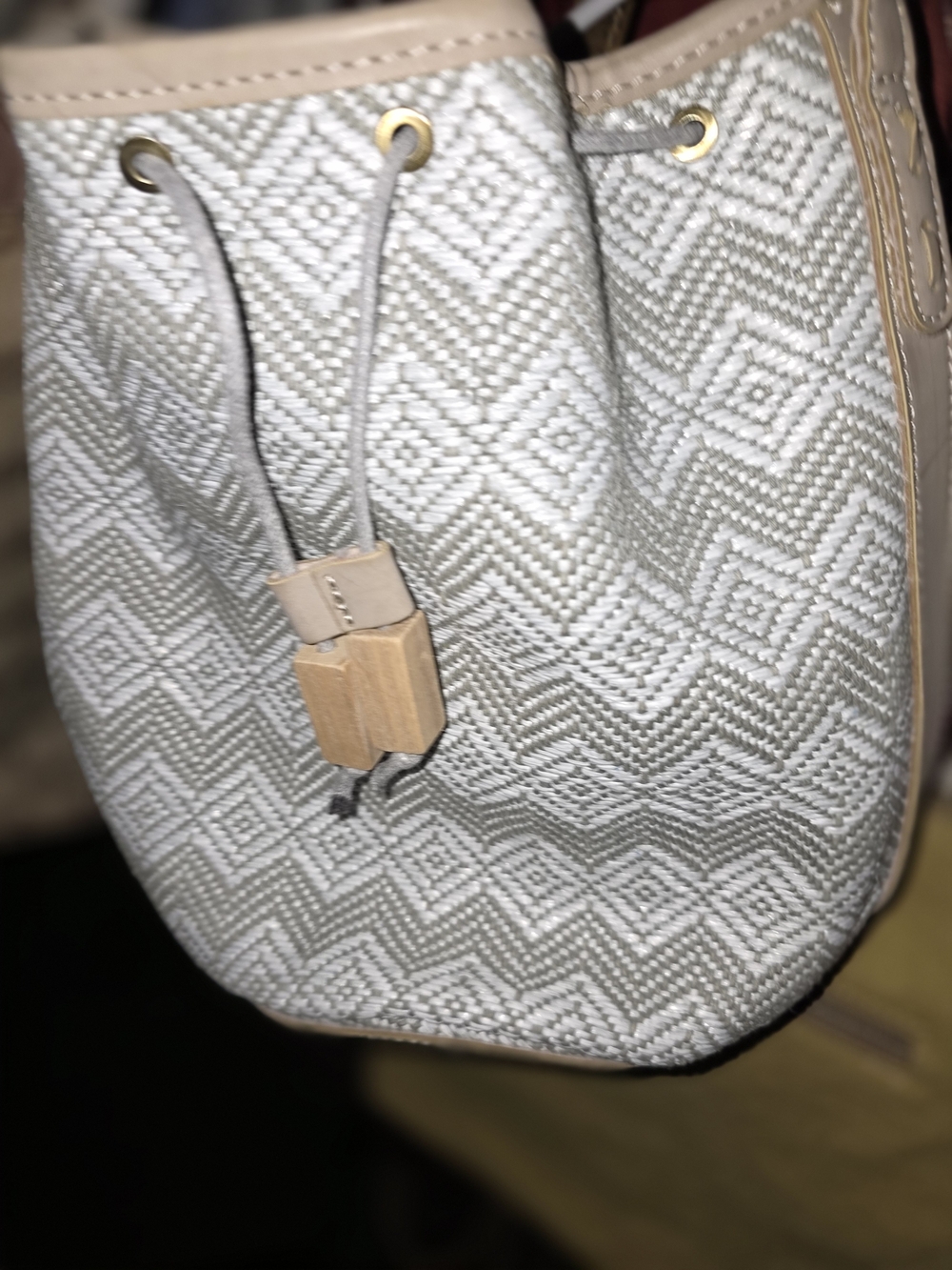 JEN & CO NWT Woven Bucket bag